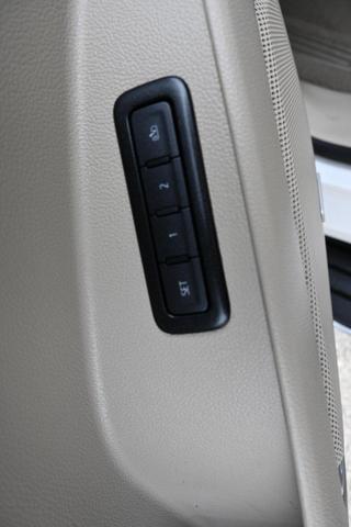 Photo of 2020 White GMC Yukon