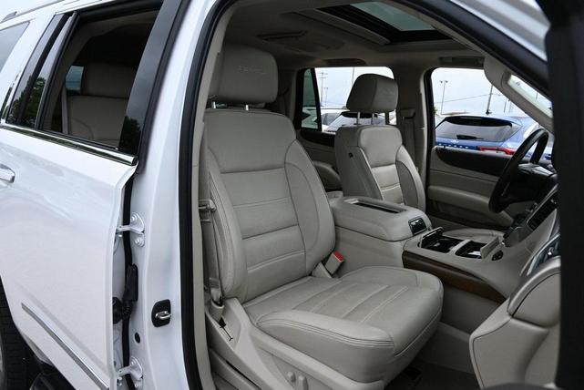 Photo of 2020 White GMC Yukon