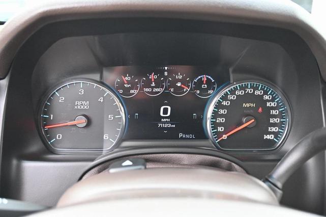 Photo of 2020 White GMC Yukon