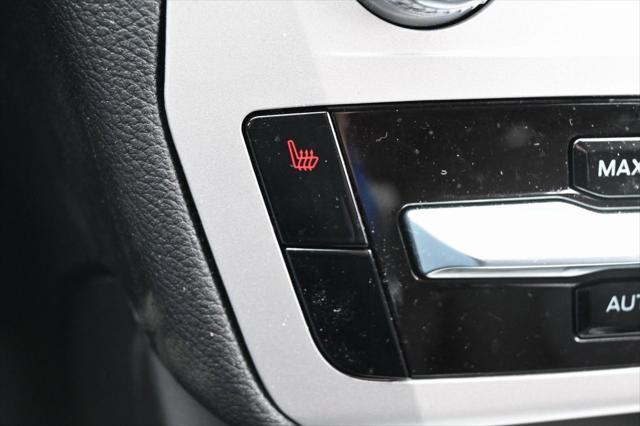 Photo of 2024 Silver Metallic Ford Explorer