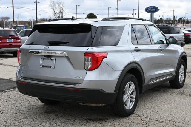 Photo of 2024 Silver Metallic Ford Explorer