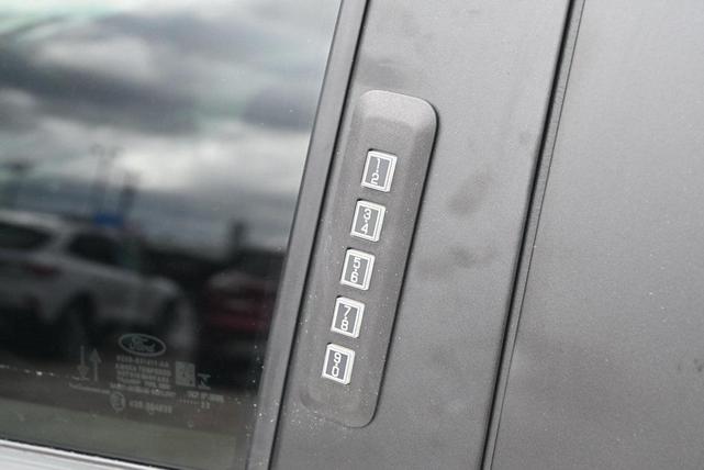 Photo of 2022 Oxford White Ford Maverick