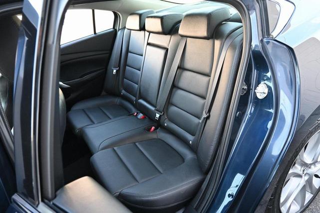 Photo of 2017 Deep Crystal Blue Mazda Mazda6