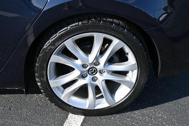 Photo of 2017 Deep Crystal Blue Mazda Mazda6