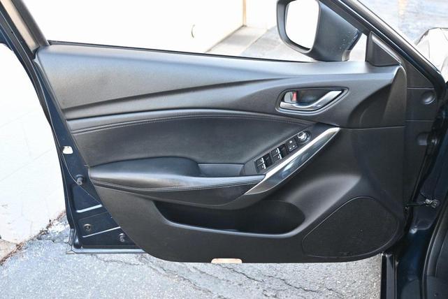 Photo of 2017 Deep Crystal Blue Mazda Mazda6