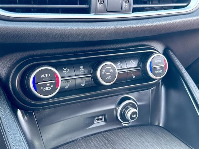 Photo of 2022 Vulcano Black Metallic Alfa Romeo Stelvio