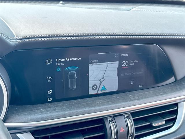 Photo of 2022 Vulcano Black Metallic Alfa Romeo Stelvio