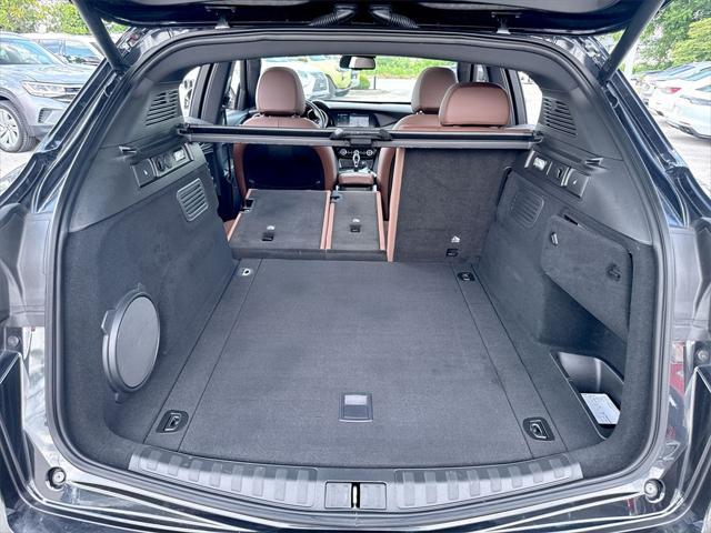 Photo of 2022 Vulcano Black Metallic Alfa Romeo Stelvio