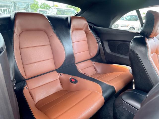 Photo of 2021 Red Ford Mustang