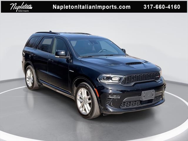 Photo of 2023 DB Black Crystal Clearcoat Dodge Durango