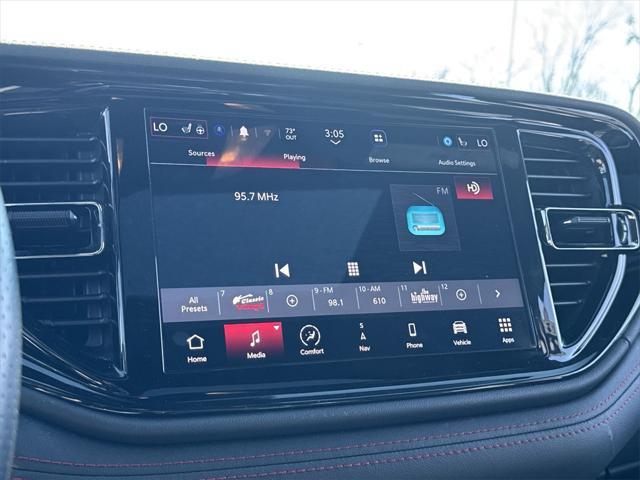 Photo of 2023 DB Black Crystal Clearcoat Dodge Durango
