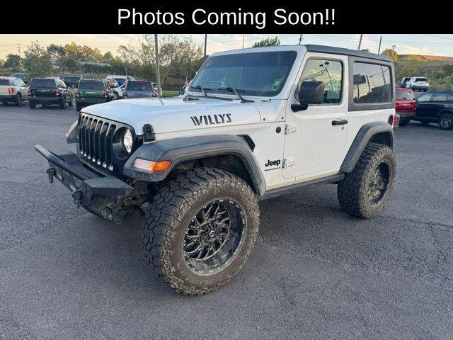 Photo of 2023 Bright White Clearcoat Jeep Wrangler