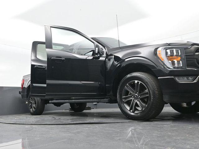 Photo of 2022 Agate Black Metallic Ford F-150