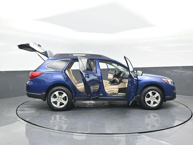 Photo of 2017 Lapis Blue Pearl Subaru Outback