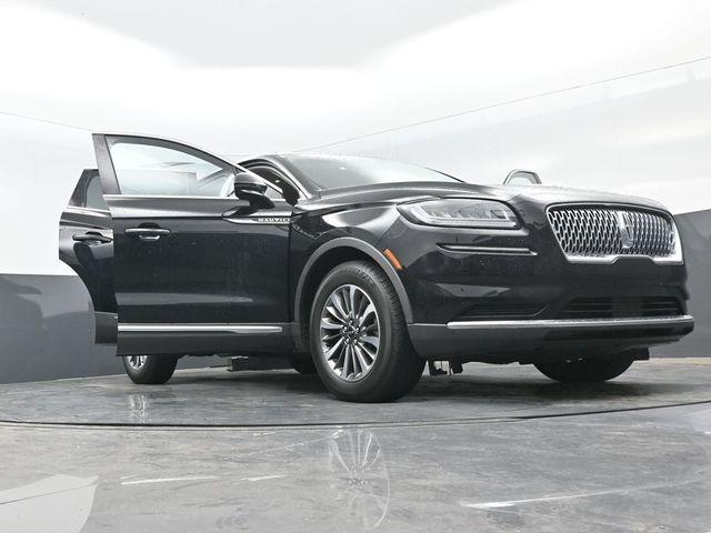Photo of 2021 Black Lincoln Nautilus