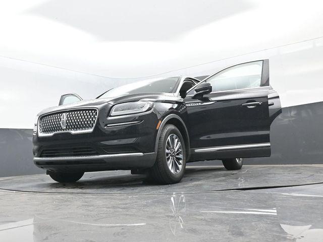 Photo of 2021 Black Lincoln Nautilus