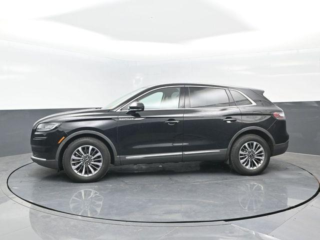 Photo of 2021 Black Lincoln Nautilus