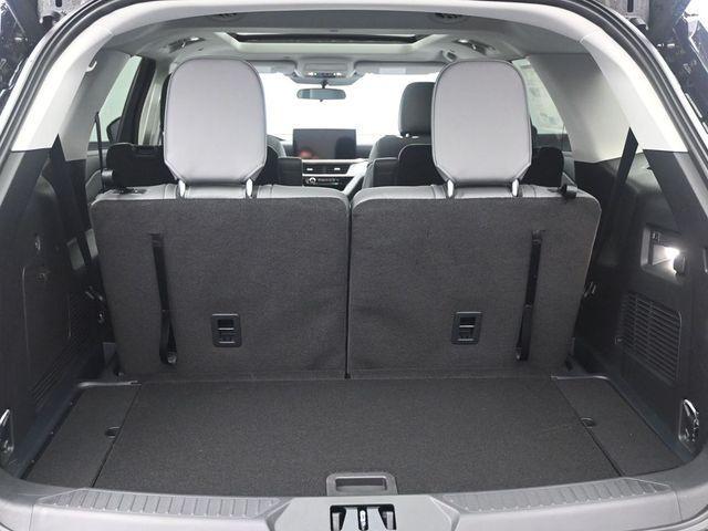 Photo of 2025 Agate Black Metallic Ford Explorer