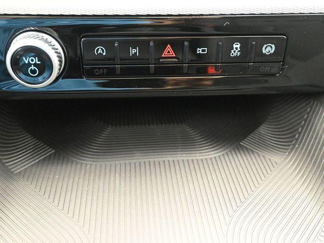 Photo of 2025 Agate Black Metallic Ford Explorer