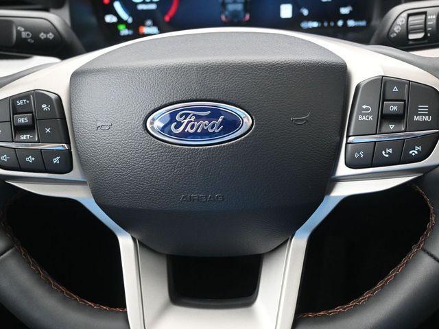 Photo of 2025 Agate Black Metallic Ford Explorer