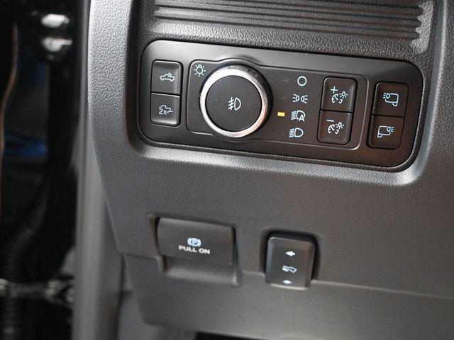 Photo of 2025 Agate Black Metallic Ford F-250
