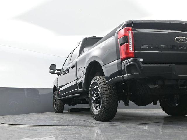 Photo of 2025 Agate Black Metallic Ford F-250