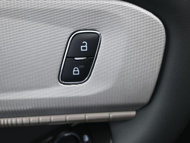 Photo of 2026 Carbonized Gray Metallic Ford Explorer