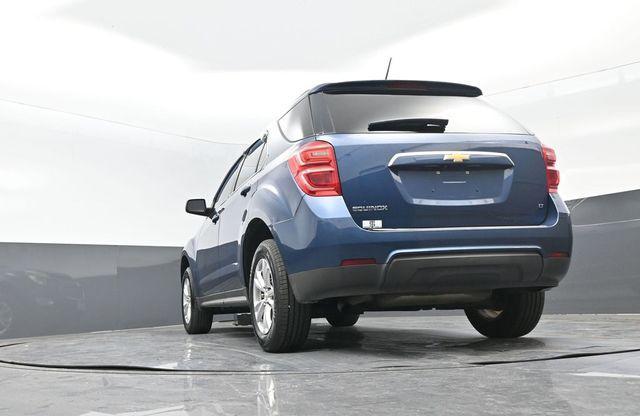 Photo of 2017 Patriot Blue Metallic Chevrolet Equinox