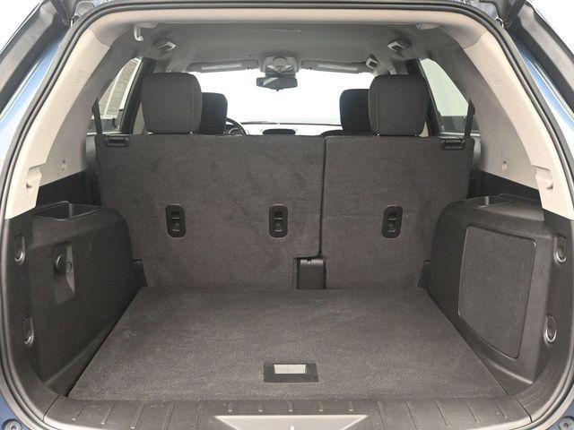Photo of 2017 Patriot Blue Metallic Chevrolet Equinox