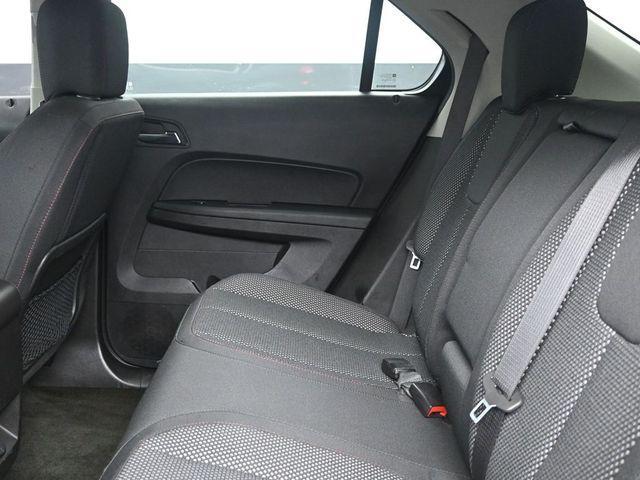 Photo of 2017 Patriot Blue Metallic Chevrolet Equinox