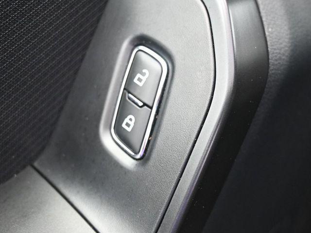 Photo of 2022 Oxford White Ford F-150