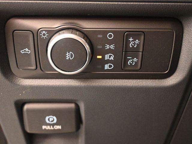 Photo of 2022 Oxford White Ford F-150
