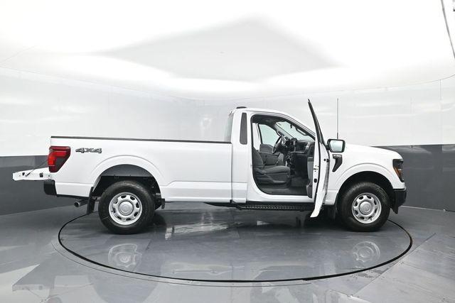 Photo of 2025 Oxford White Ford F-150