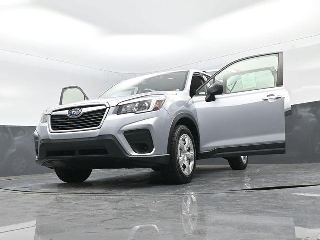 Photo of 2019 Ice Silver Metallic Subaru Forester