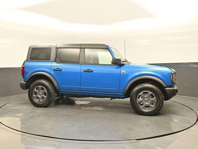 Photo of 2025 Velocity Blue Metallic Ford Bronco