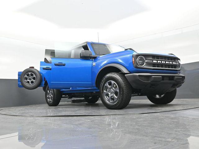 Photo of 2025 Velocity Blue Metallic Ford Bronco