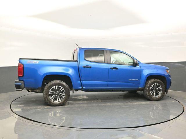 Photo of 2022 Bright Blue Metallic Chevrolet Colorado