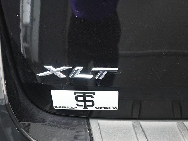 Photo of 2023 Black Metallic Ford Explorer