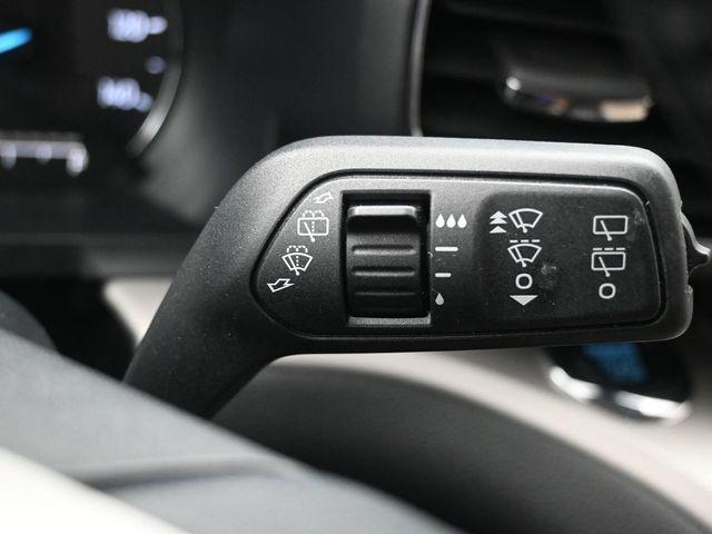 Photo of 2023 Black Metallic Ford Explorer