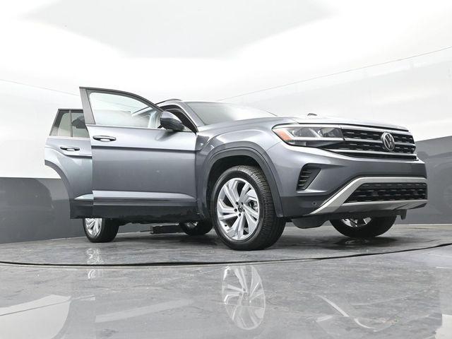 Photo of 2022 Platinum Gray Metallic Volkswagen Atlas