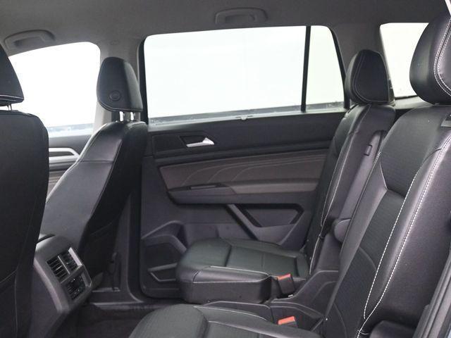 Photo of 2022 Platinum Gray Metallic Volkswagen Atlas
