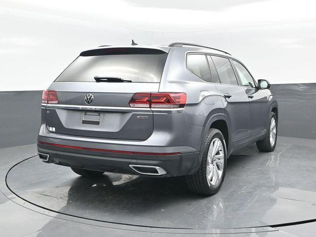 Photo of 2022 Platinum Gray Metallic Volkswagen Atlas