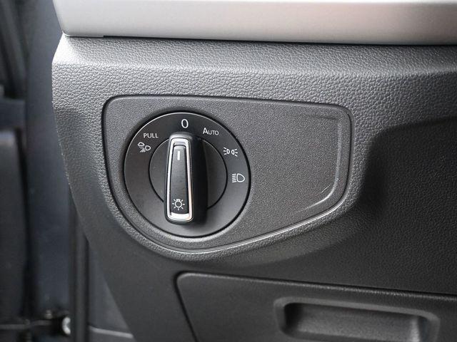 Photo of 2022 Platinum Gray Metallic Volkswagen Atlas