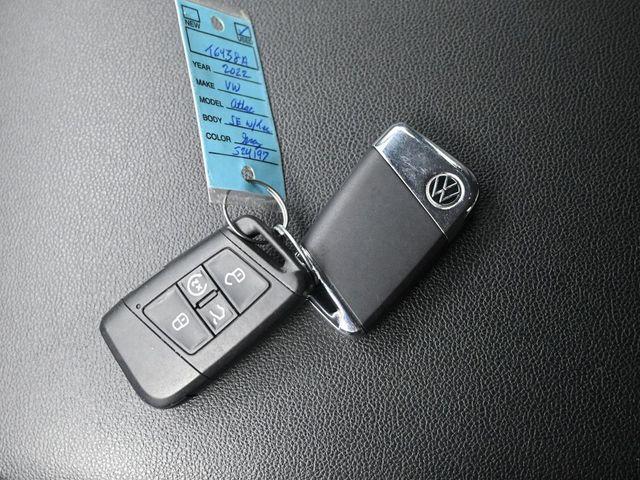 Photo of 2022 Platinum Gray Metallic Volkswagen Atlas