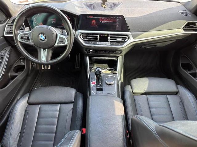 Photo of 2021 Black Sapphire Metallic BMW 330