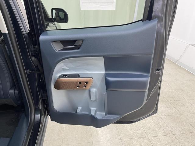 Photo of 2022 Alto Blue Tinted Clearcoat Metallic Ford Maverick