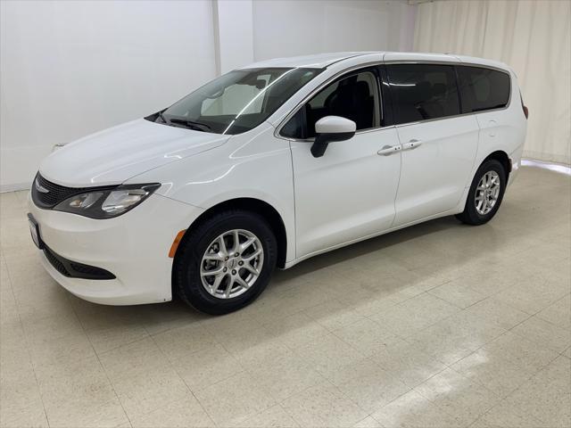 2023 Chrysler Voyager
