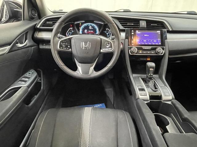 Photo of 2017 Crystal Black Pearl Honda Civic