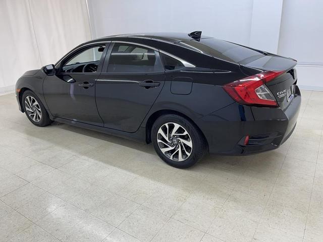 Photo of 2017 Crystal Black Pearl Honda Civic