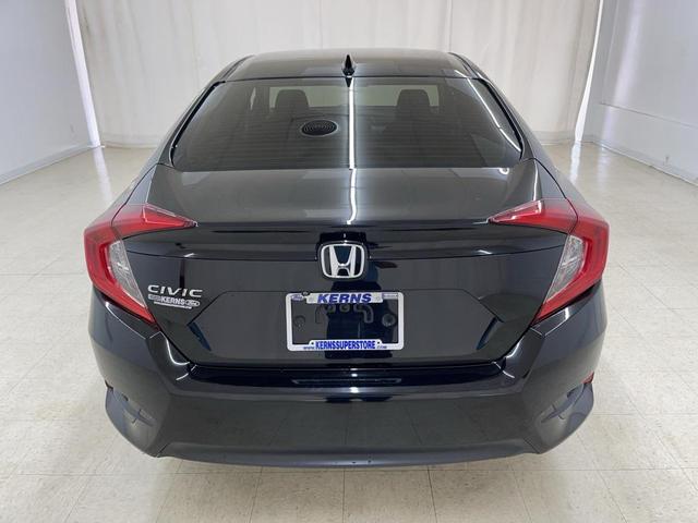 Photo of 2017 Crystal Black Pearl Honda Civic